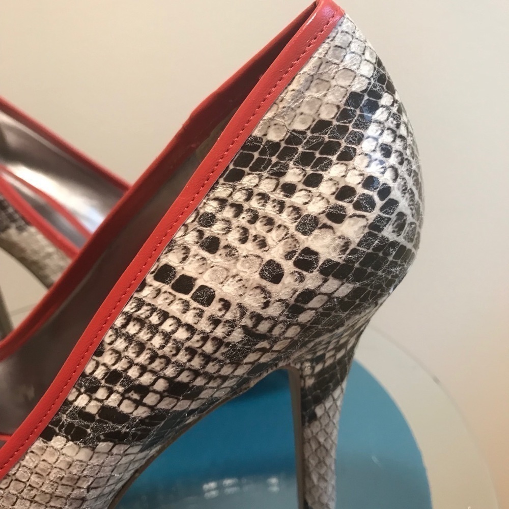 Guess Platform Shoes Size 7.5 - Picture 6 of 16